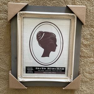 Studio Decor picture frame.